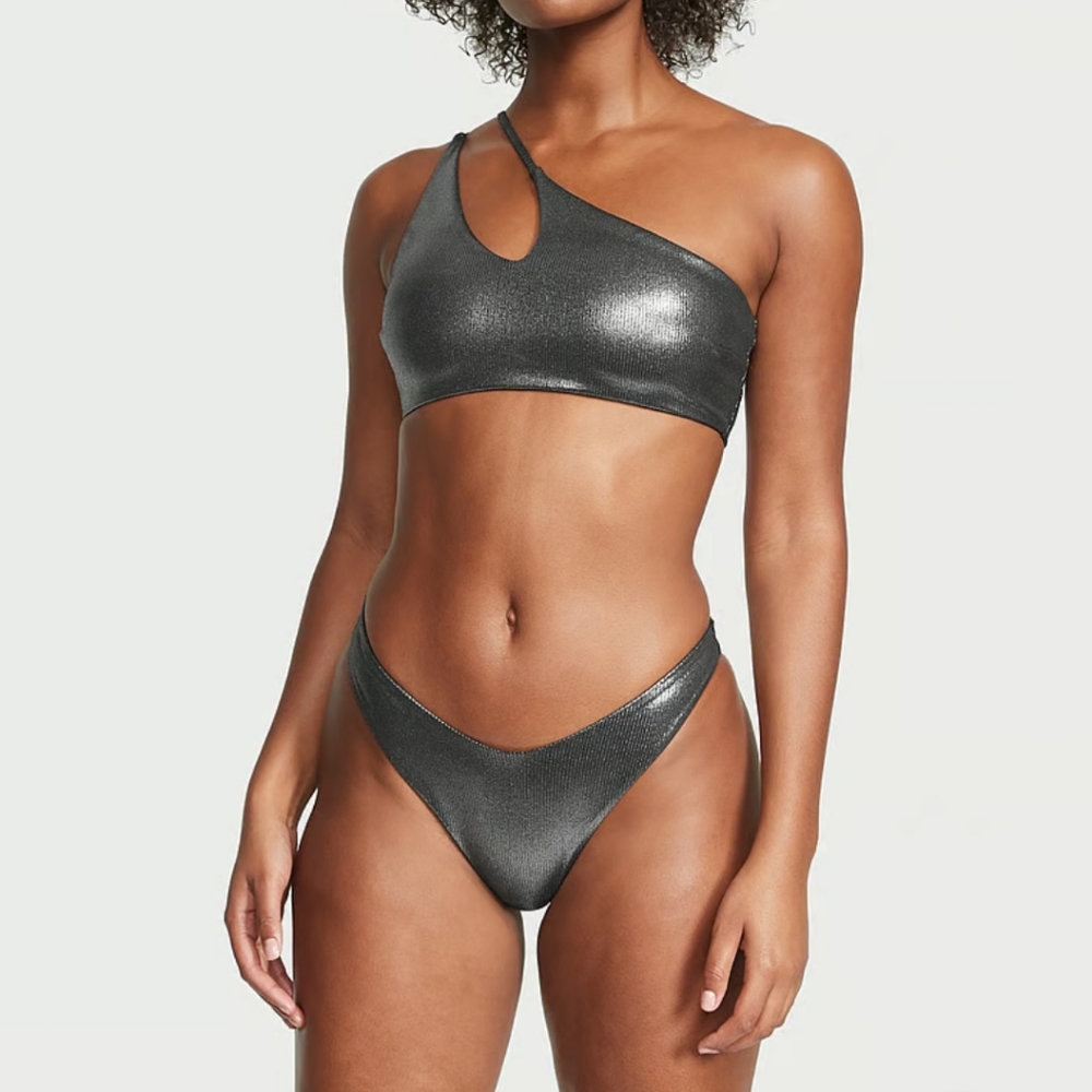 Metallic 👙 Swimwear Cutout Top